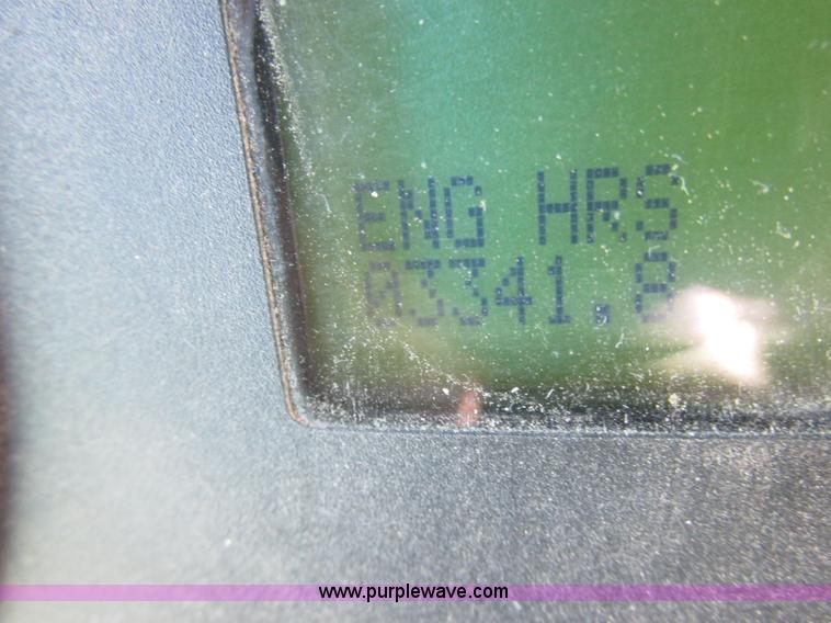 image for item L7043 2005 SpraCoupe 7650 self-propelled sprayer