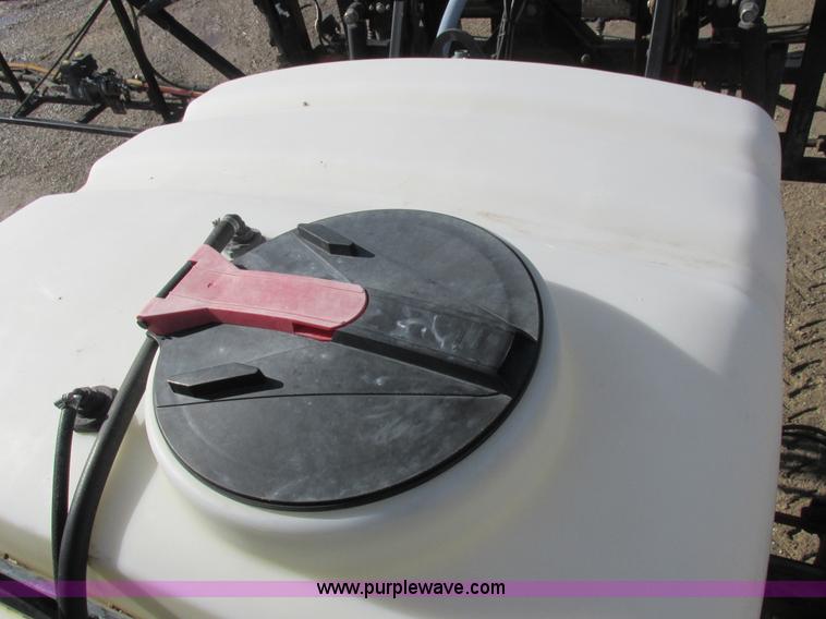 image for item L7043 2005 SpraCoupe 7650 self-propelled sprayer