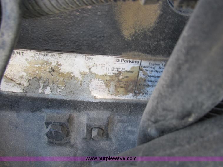 image for item L7043 2005 SpraCoupe 7650 self-propelled sprayer