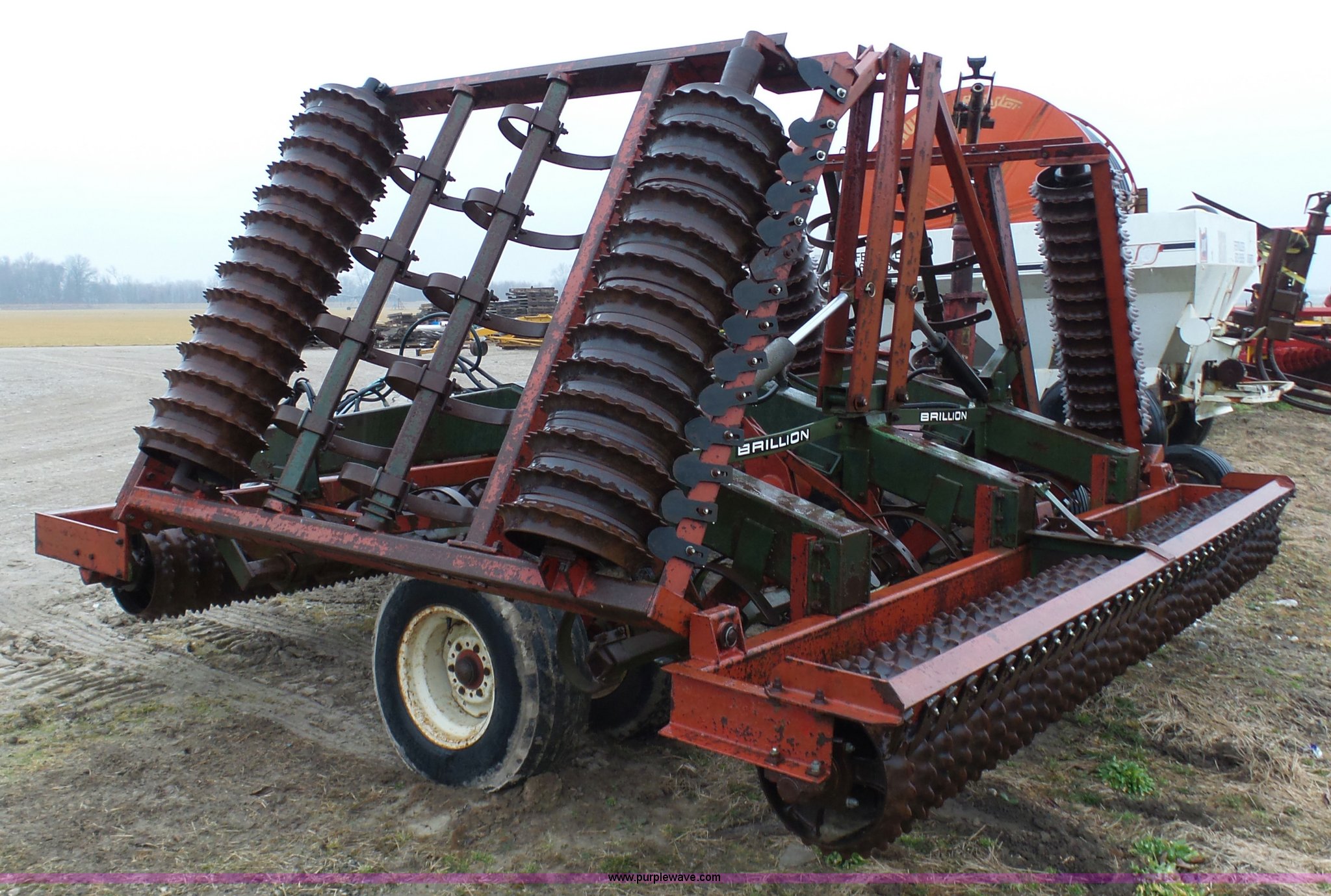 Brillion cultipacker in O'Fallon, MO Item K7645 sold Purple Wave