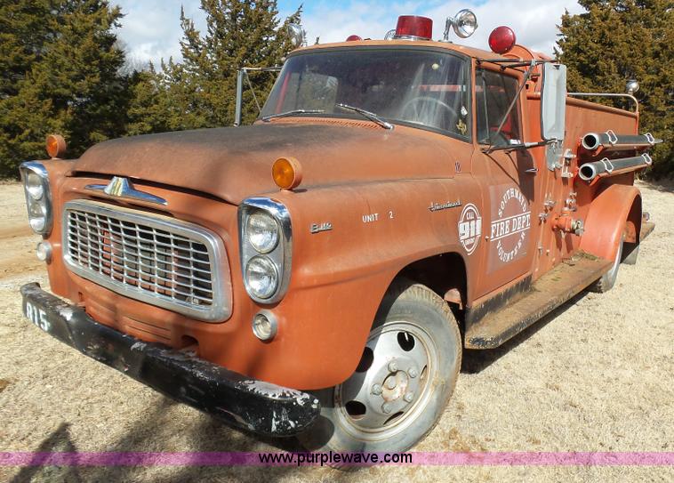 image for item AR9484 1960 International B166 fire truck