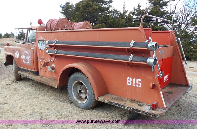 image for item AR9484 1960 International B166 fire truck