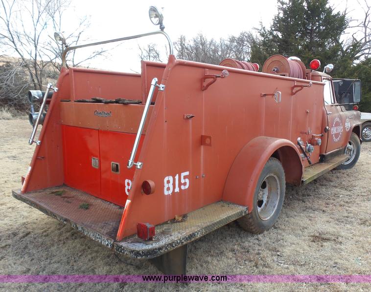 image for item AR9484 1960 International B166 fire truck