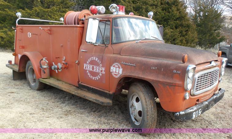 image for item AR9484 1960 International B166 fire truck