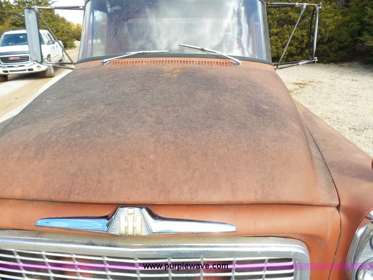 image for item AR9484 1960 International B166 fire truck