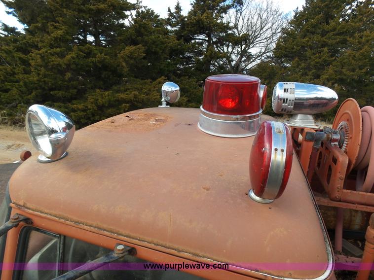 image for item AR9484 1960 International B166 fire truck