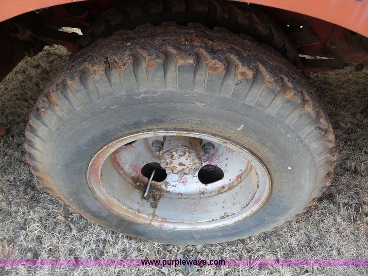 image for item AR9484 1960 International B166 fire truck