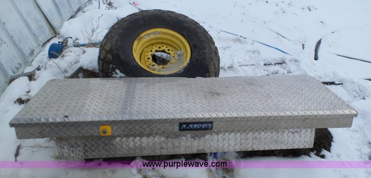 image for item AV9020 Assorted items