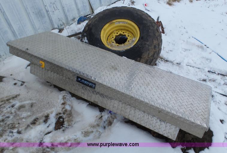 image for item AV9020 Assorted items