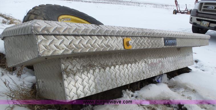 image for item AV9020 Assorted items