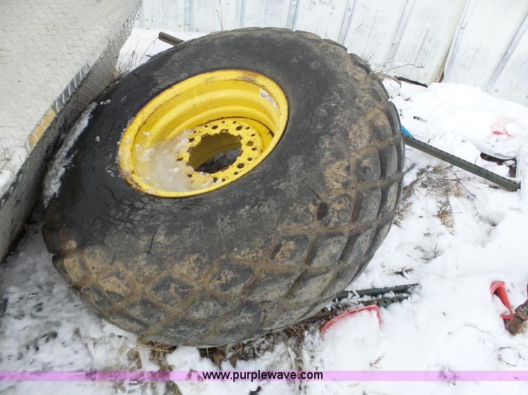 image for item AV9020 Assorted items