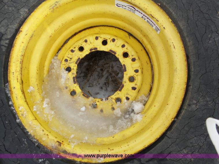 image for item AV9020 Assorted items