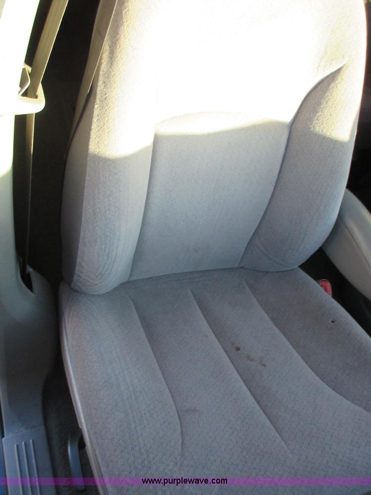 image for item BD9241 2001 Dodge Grand Caravan Sport van