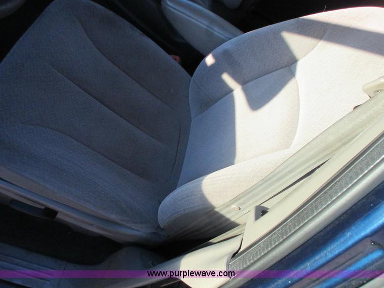 image for item BD9241 2001 Dodge Grand Caravan Sport van