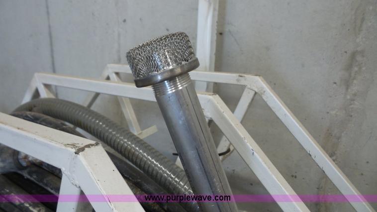 image for item BF9158 Graco GH833 airless paint sprayer