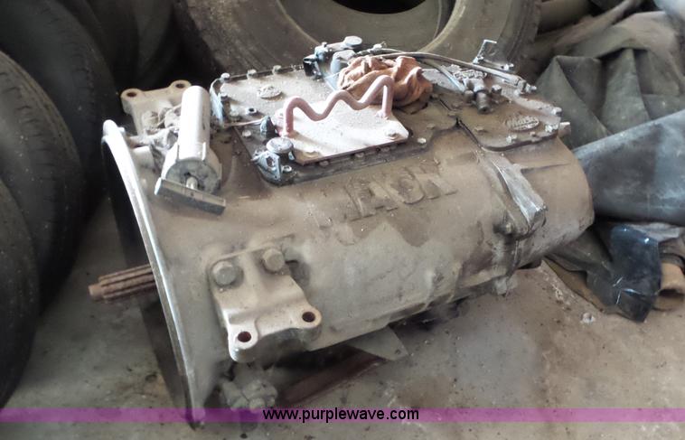 image for item BL9746 Cummins NTC-290 six cylinder turbo diesel engine