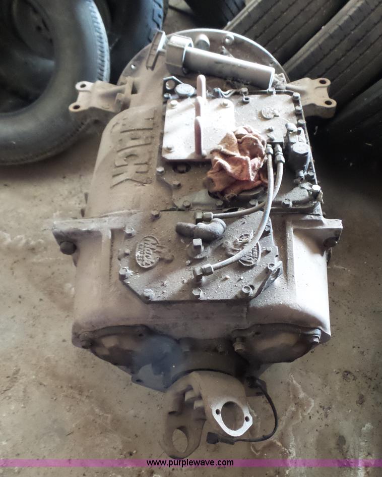 image for item BL9746 Cummins NTC-290 six cylinder turbo diesel engine