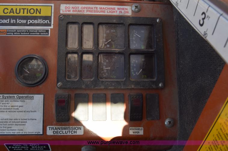 image for item BW9295 Lull 844C-42 telehandler