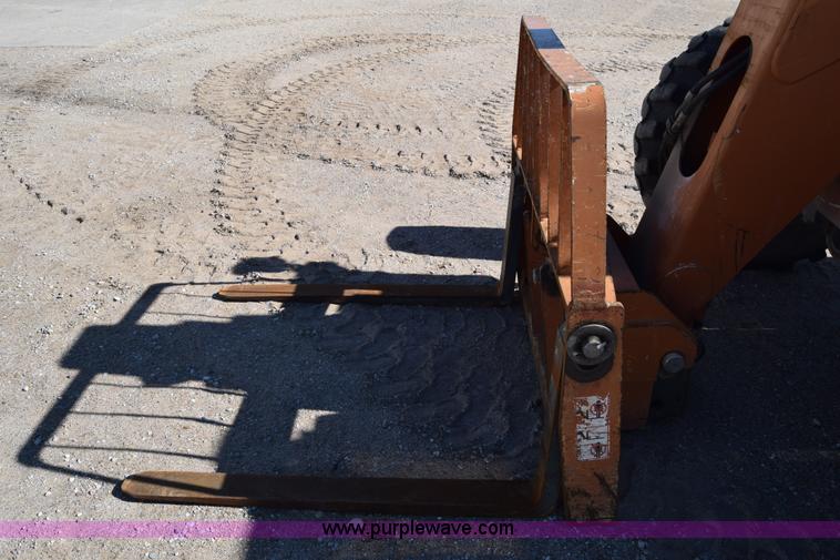 image for item BW9295 Lull 844C-42 telehandler