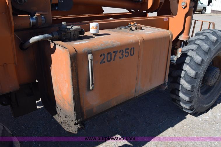 image for item BW9295 Lull 844C-42 telehandler