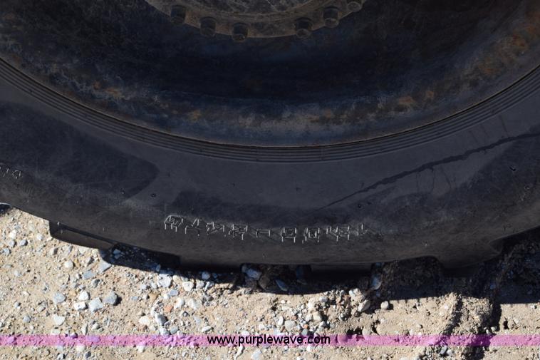 image for item BW9295 Lull 844C-42 telehandler