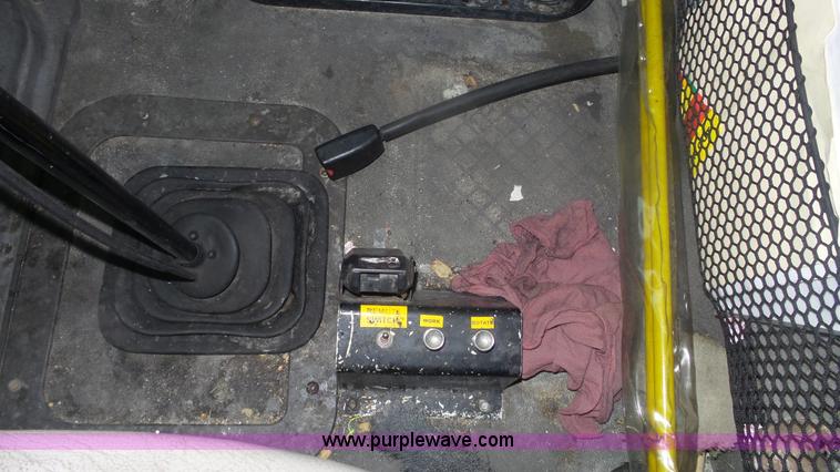 image for item F1075 2007 Sterling LT9500 rollback truck