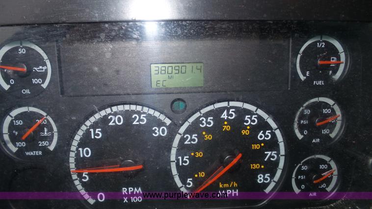 image for item F1075 2007 Sterling LT9500 rollback truck