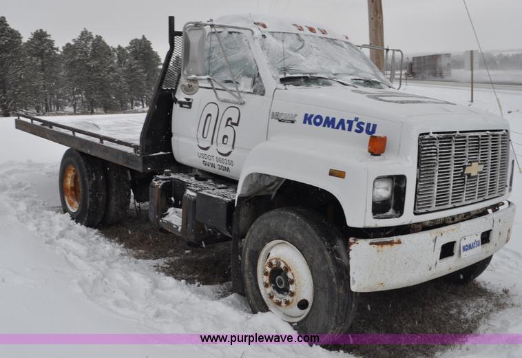 image for item G7099 1991 Chevrolet Kodiak truck cab and chassis