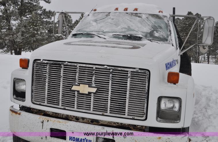 image for item G7099 1991 Chevrolet Kodiak truck cab and chassis