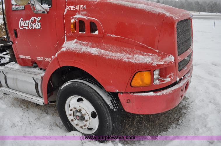 image for item G7101 1997 Ford L8513 Louisville 113