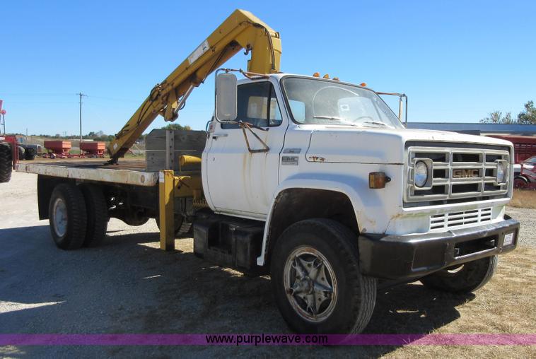 image for item I1919 1976 GMC 6500 crane truck