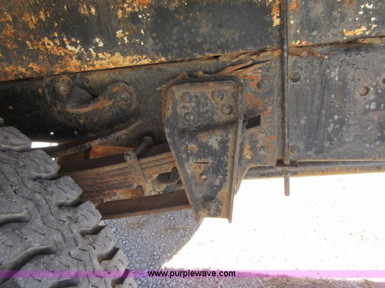 image for item I1919 1976 GMC 6500 crane truck