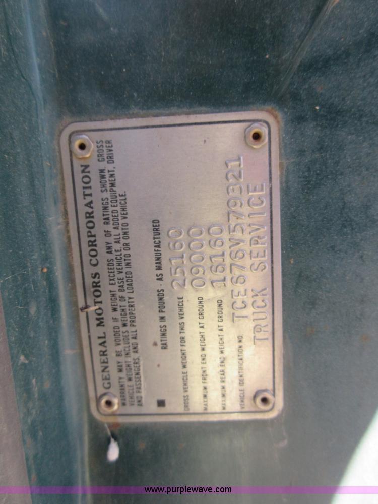 image for item I1919 1976 GMC 6500 crane truck