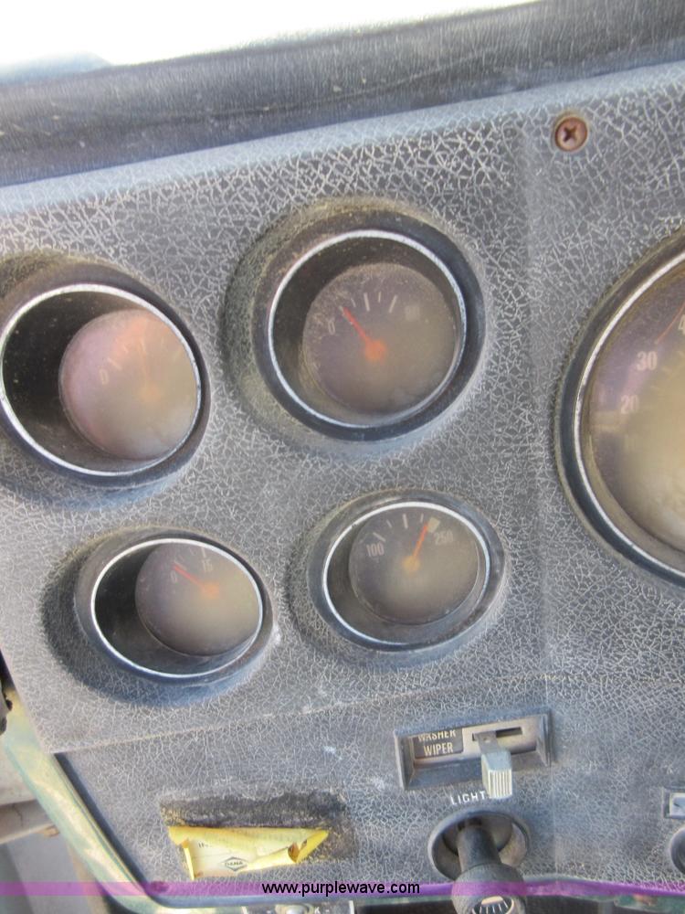 image for item I1919 1976 GMC 6500 crane truck