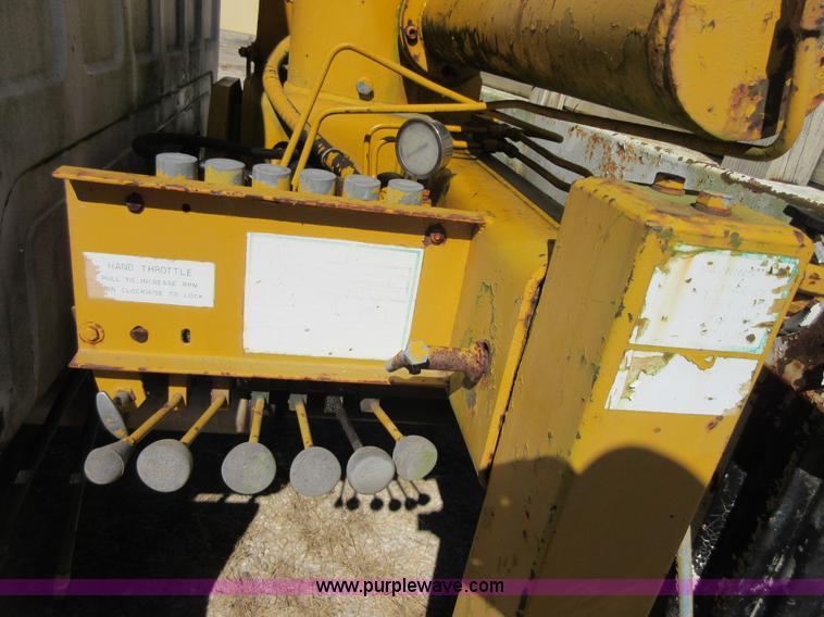 image for item I1919 1976 GMC 6500 crane truck