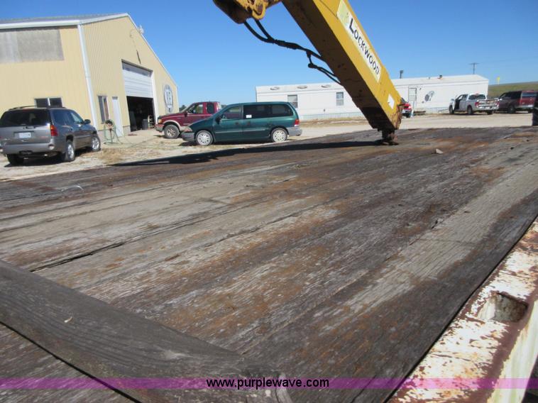 image for item I1919 1976 GMC 6500 crane truck