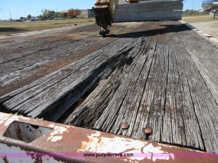 image for item I1919 1976 GMC 6500 crane truck