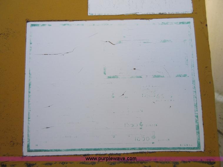 image for item I1919 1976 GMC 6500 crane truck