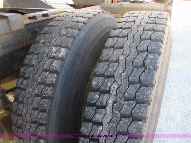 image for item I1923 1979 International Transtar II semi truck