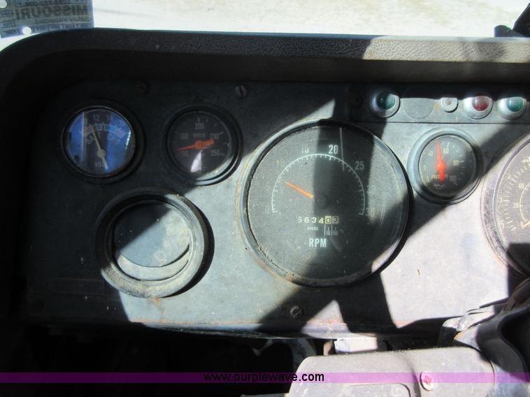 image for item I1923 1979 International Transtar II semi truck