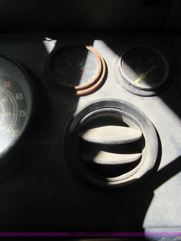 image for item I1923 1979 International Transtar II semi truck