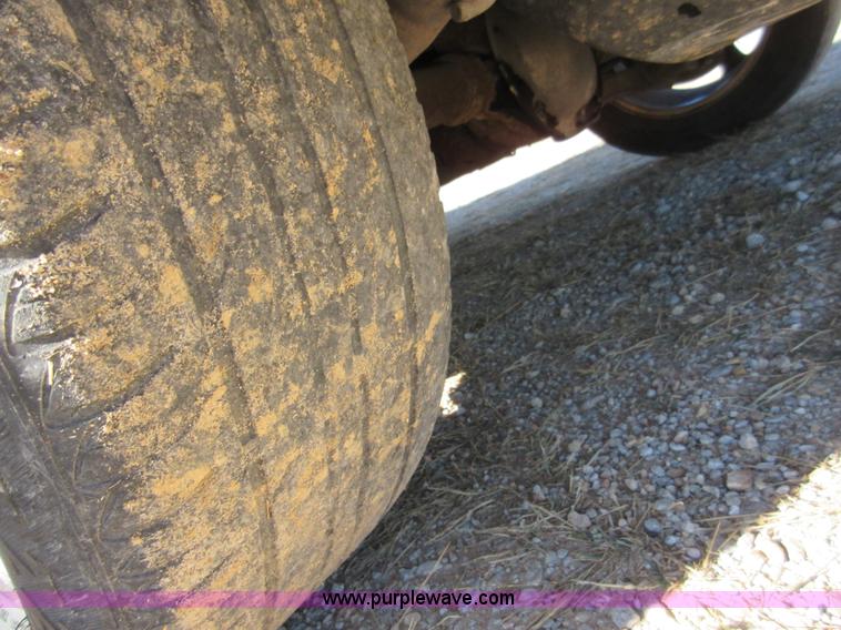 image for item I1930 2001 Ford Mustang