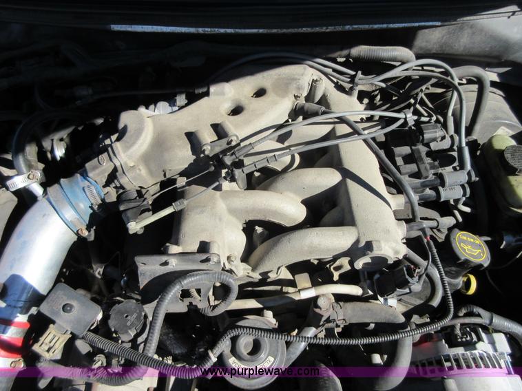 image for item I1930 2001 Ford Mustang