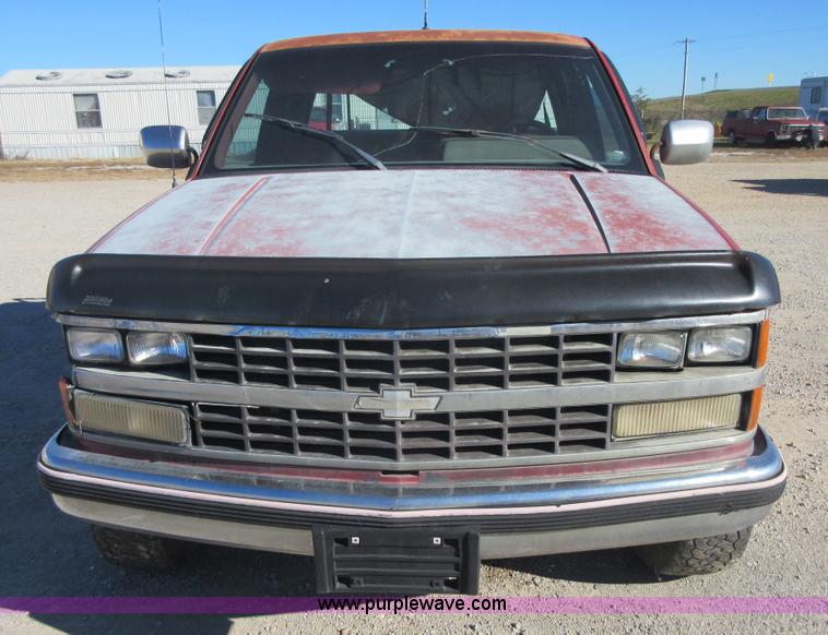 image for item I1934 1989 Chevrolet 1500 Ext. Cab pickup truck