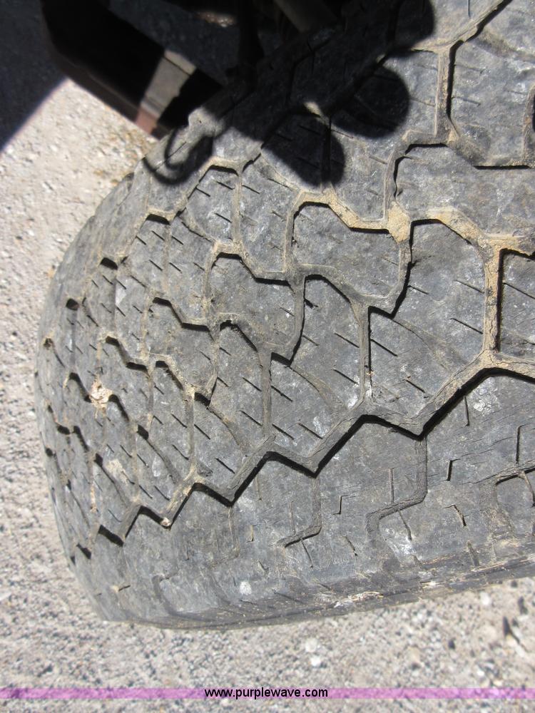 image for item I1934 1989 Chevrolet 1500 Ext. Cab pickup truck