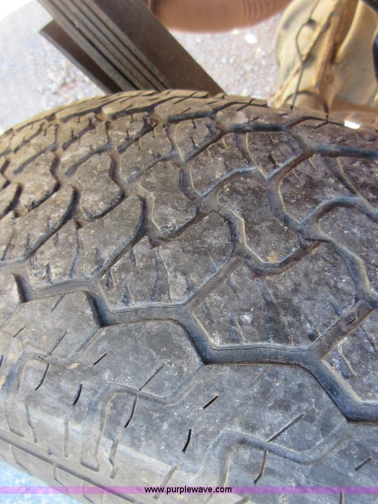 image for item I1934 1989 Chevrolet 1500 Ext. Cab pickup truck