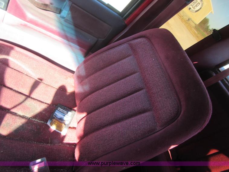 image for item I1934 1989 Chevrolet 1500 Ext. Cab pickup truck