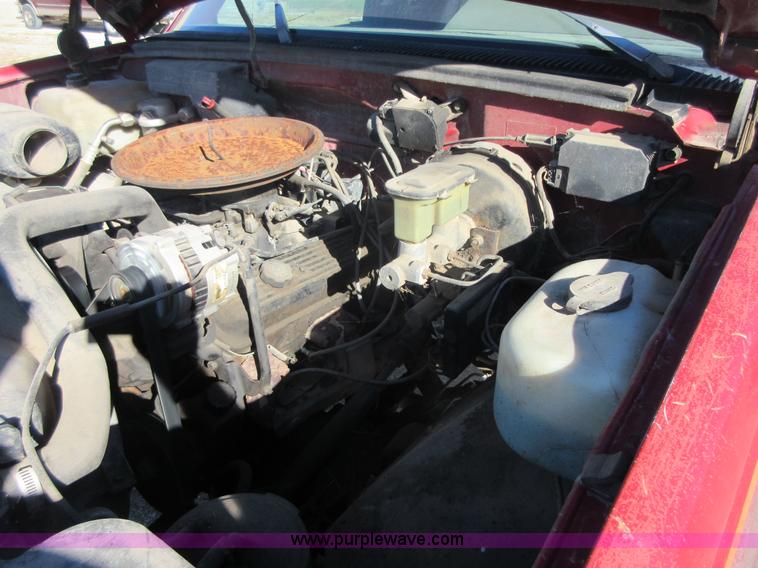 image for item I1934 1989 Chevrolet 1500 Ext. Cab pickup truck