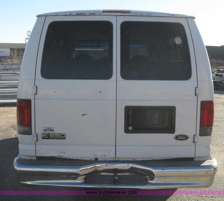 image for item J2913 2003 Ford E350 Super Duty XLT Extended van
