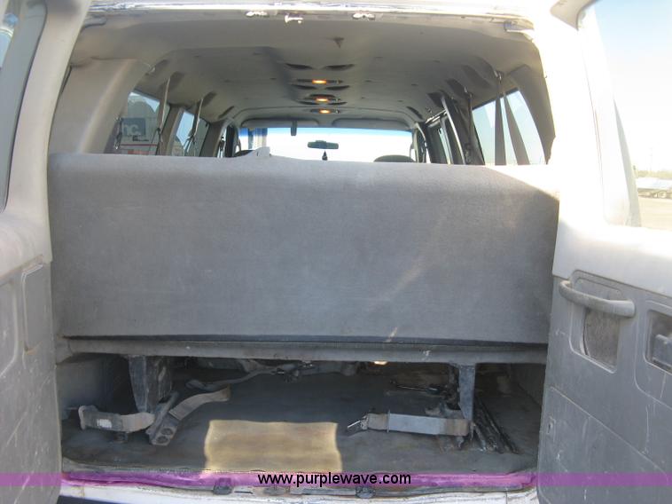image for item J2913 2003 Ford E350 Super Duty XLT Extended van